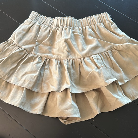 Endless Rose ruffle layered skort - Picture 4 of 4